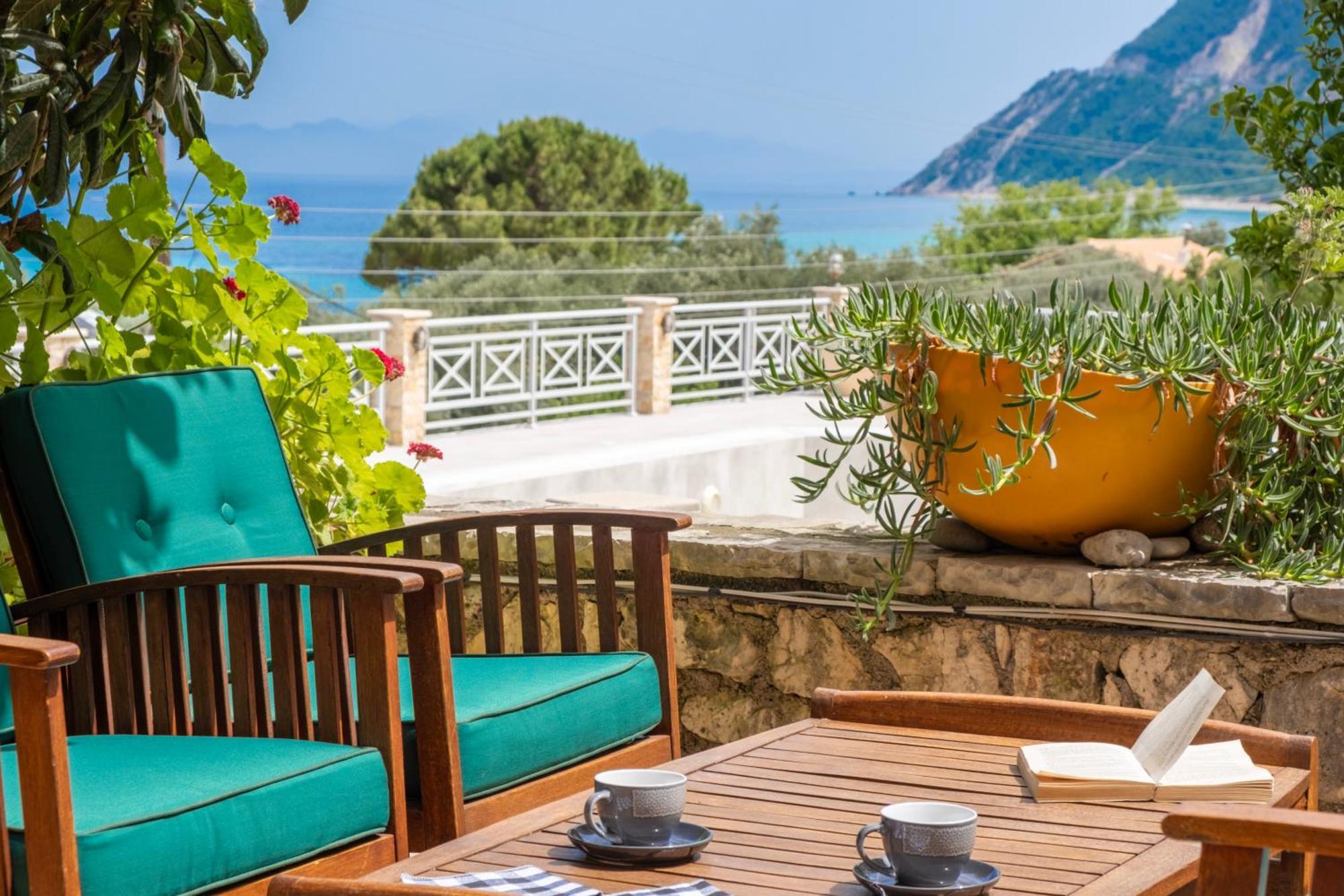 Theasea House Apartment Áyios Nikítas Екстериор снимка