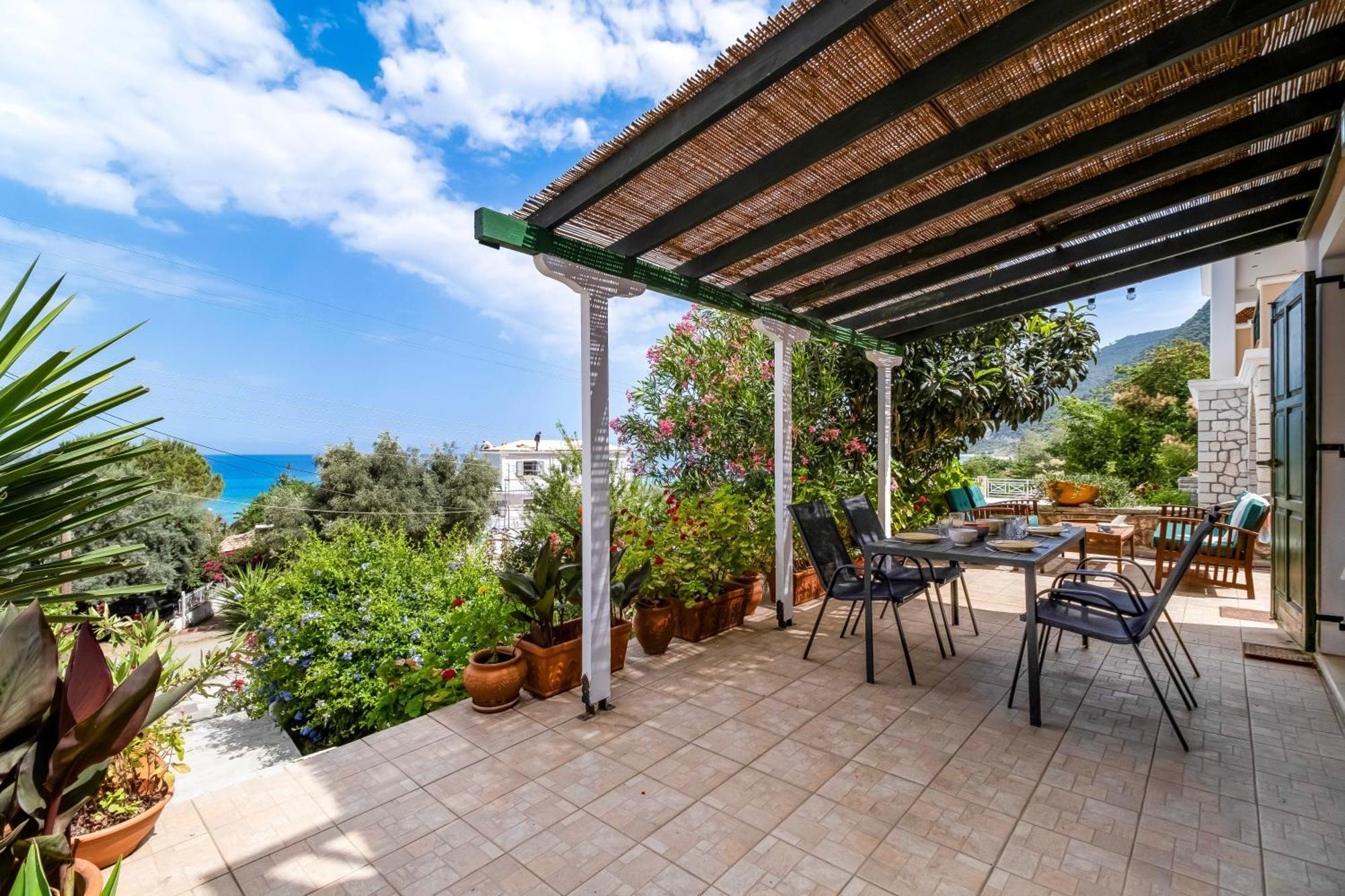 Theasea House Apartment Áyios Nikítas Екстериор снимка